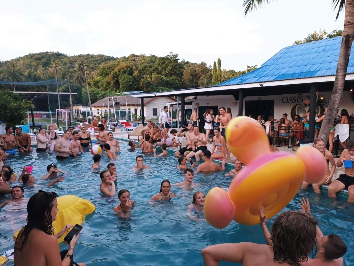 Arena Seaview Hotel Ban Tai Exterior photo