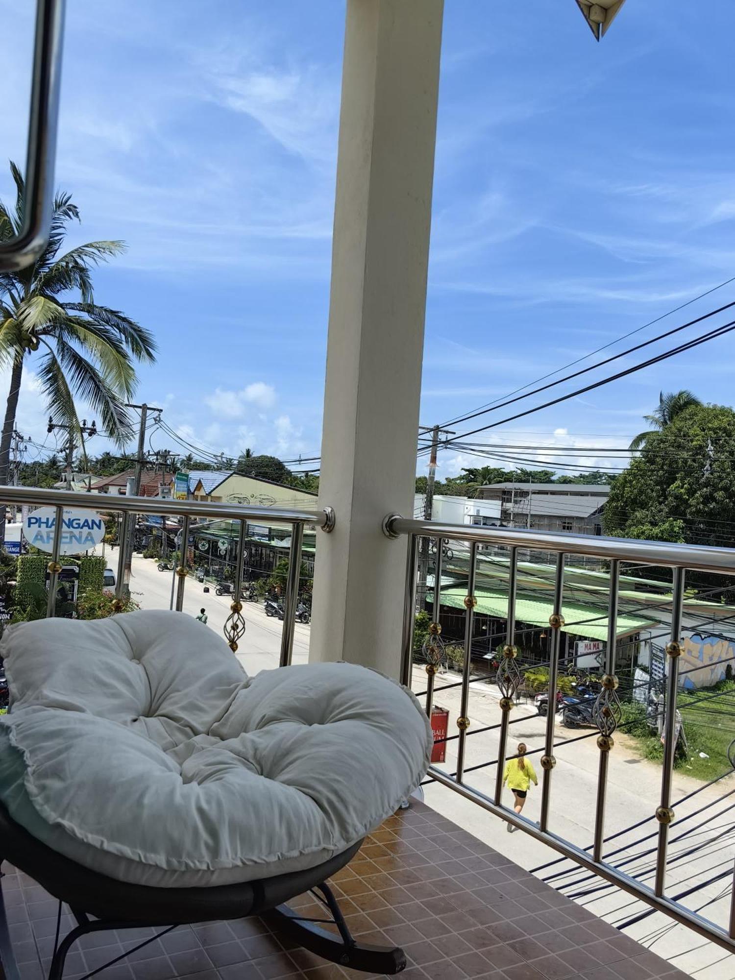 Arena Seaview Hotel Ban Tai Exterior photo